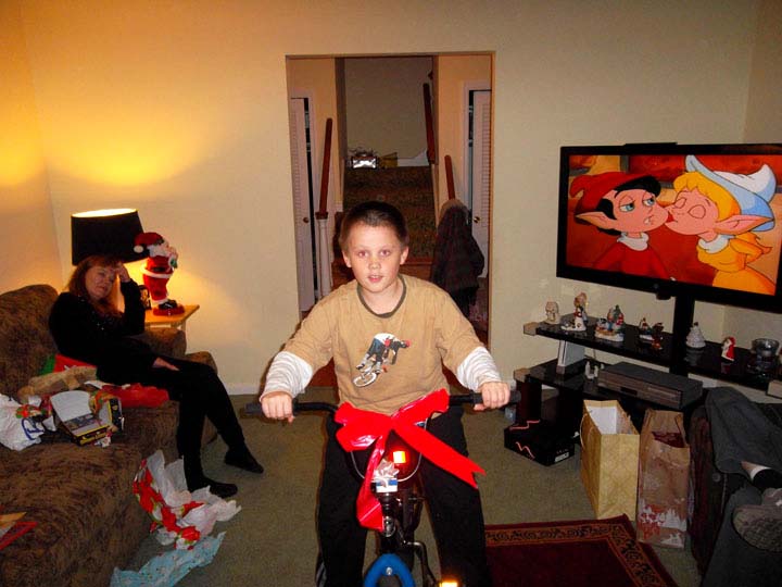 Christmas z Day 2012 - 3 Billys Bike gift from Jayne at Jacks House b