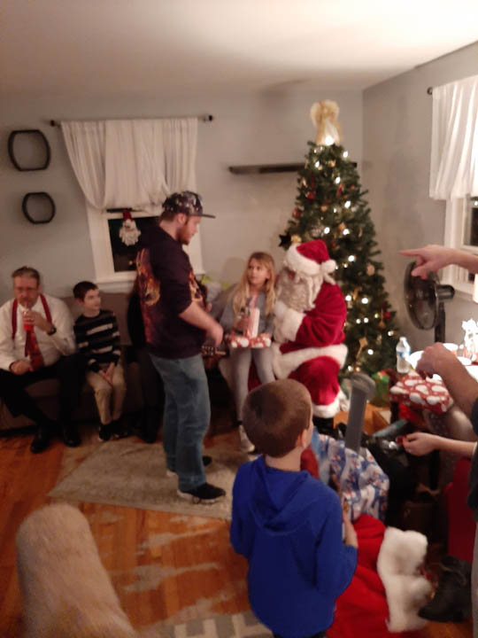 2019 Kelley Family Christmas Party 9