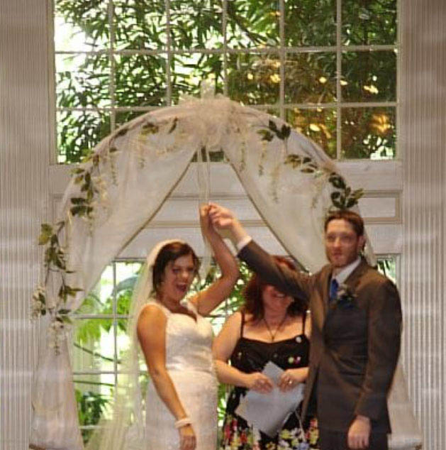 GREG - Alaina WEDDING - Alter hands highJUNE2014