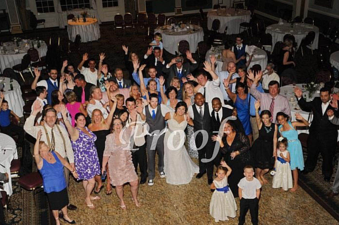GREG - Alaina WEDDING - large group shot JUNE2014