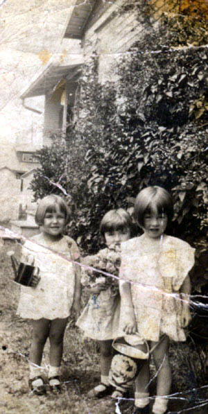 MomDoris1920s-4d