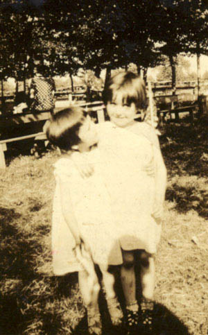 MomDoris1920s-4e