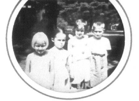 Aileen Meyer as a kid with Friends