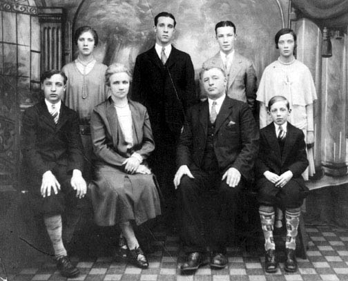 Desmond Family in early 1930's