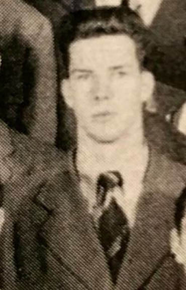 DAVE KELLEY HIGH SCHOOL YEARBOOK PHOTO ZOOM SENIORS 2 IN 1943