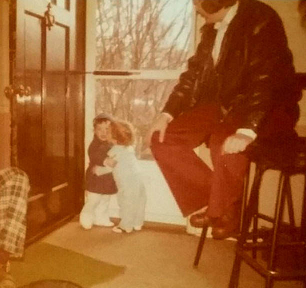 JASON BLEVINS KISSING HIS COUSIN MIKE WOJNISZ WITH UNCLE TOM KELLEY MID 1970S