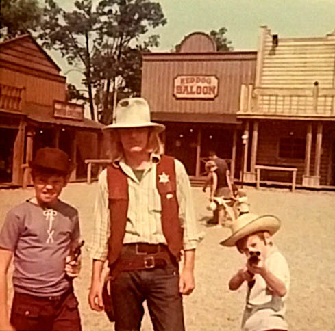 JIM AND JACK KELLEY WITH AN ACTOR AT SIX GUN TERRITORY EARLY 1970S