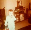 JASON BLEVINS IN HIS GRANDFATHER DAVE KELLEYS VILONE VILLAGE LIVING RM MID 1970S