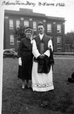 Tom-Mom-ordination1950